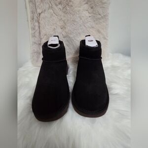 UGG Black Kids Boots